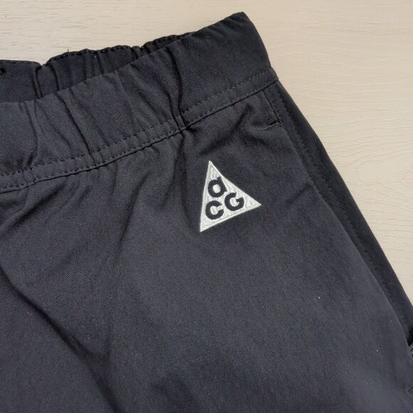 Nike ACG Mid Rise Hiking Pants Women's Medium Black Cargo Belted FD5211-247 EUC - Picture 3 of 15